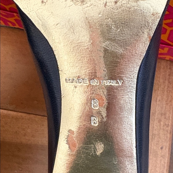 Tory Burch Black and Red Puzzle Design Women's Shoes - Picture 9 of 9